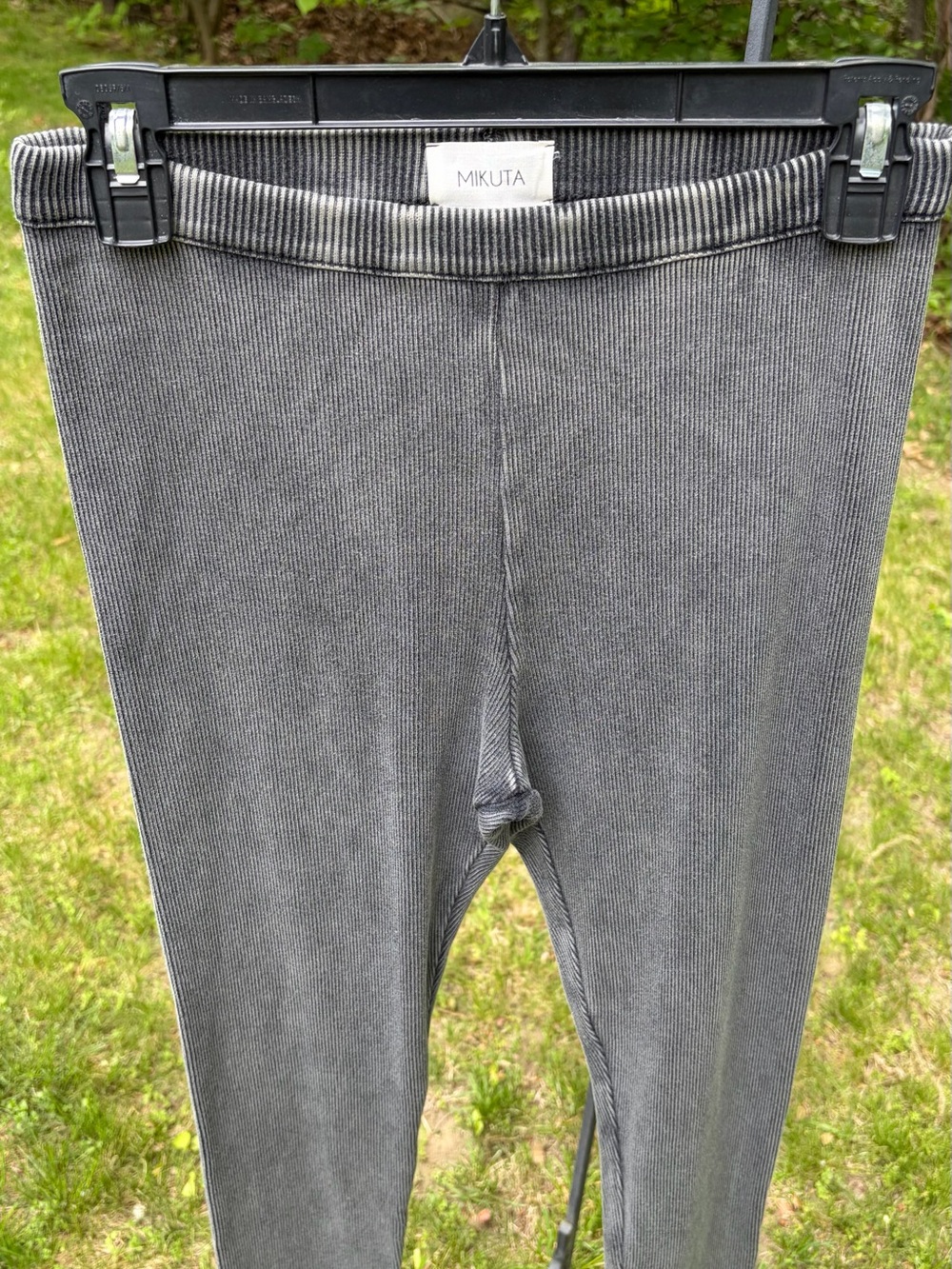 Mikuta Ribbed Legging Size Large - Picture 5 of 8